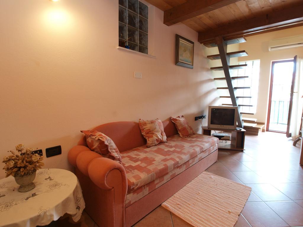 Apartments Voltica 1049 โรวีน ภายนอก รูปภาพ