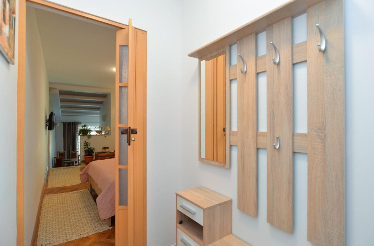 Apartments Voltica 1049 โรวีน ภายนอก รูปภาพ