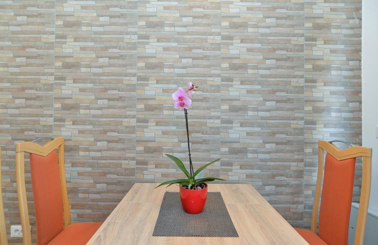 Apartments Voltica 1049 โรวีน ภายนอก รูปภาพ