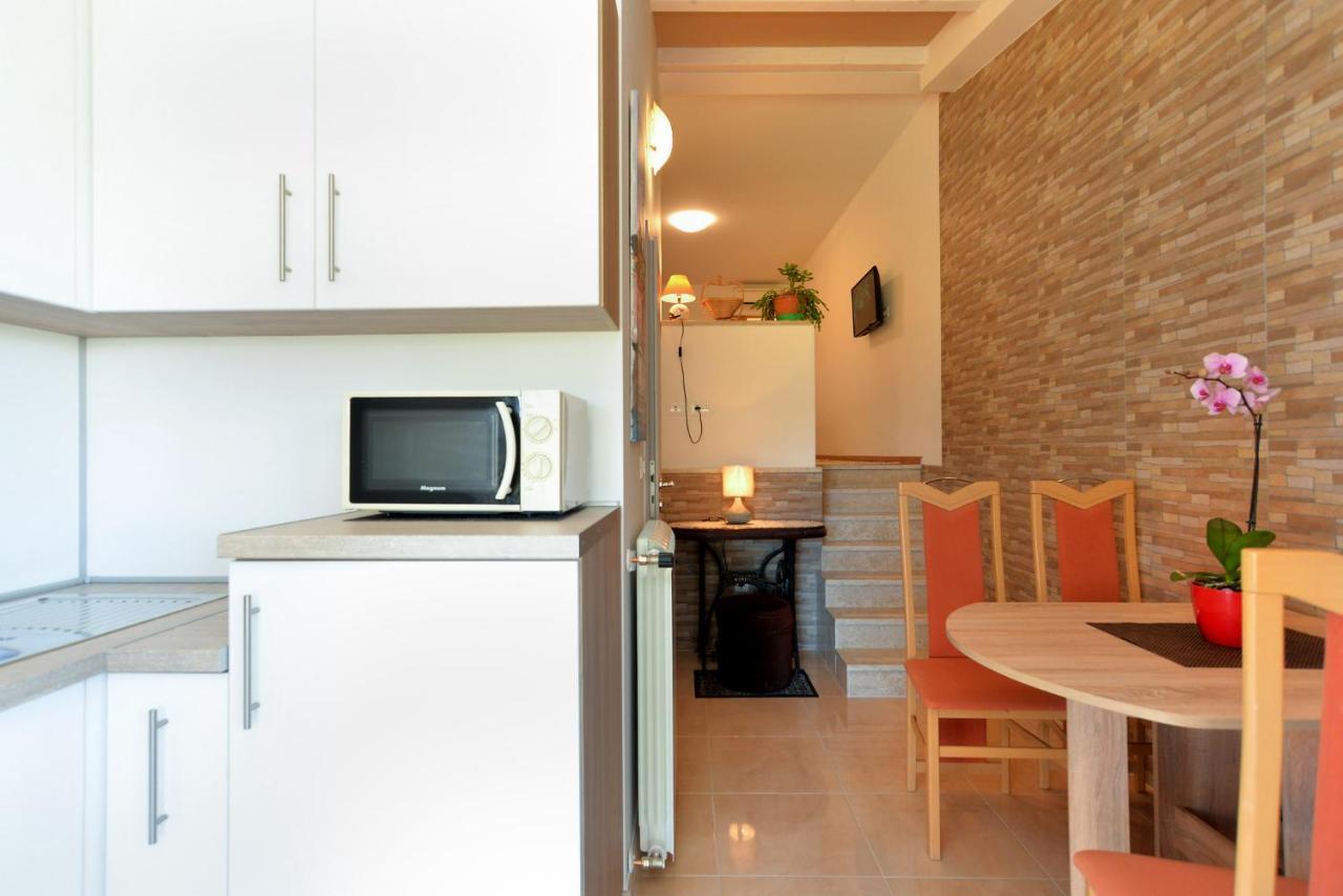 Apartments Voltica 1049 โรวีน ภายนอก รูปภาพ