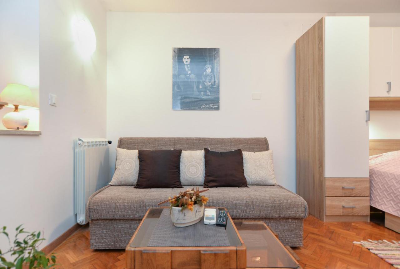 Apartments Voltica 1049 โรวีน ภายนอก รูปภาพ